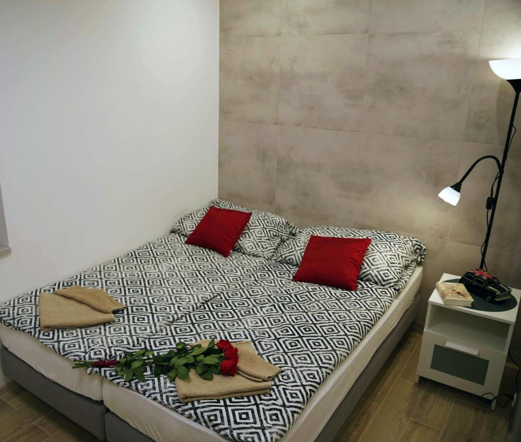 Niedaleko Od Centrum Ale Z Dala Od Tlumow Apartment
